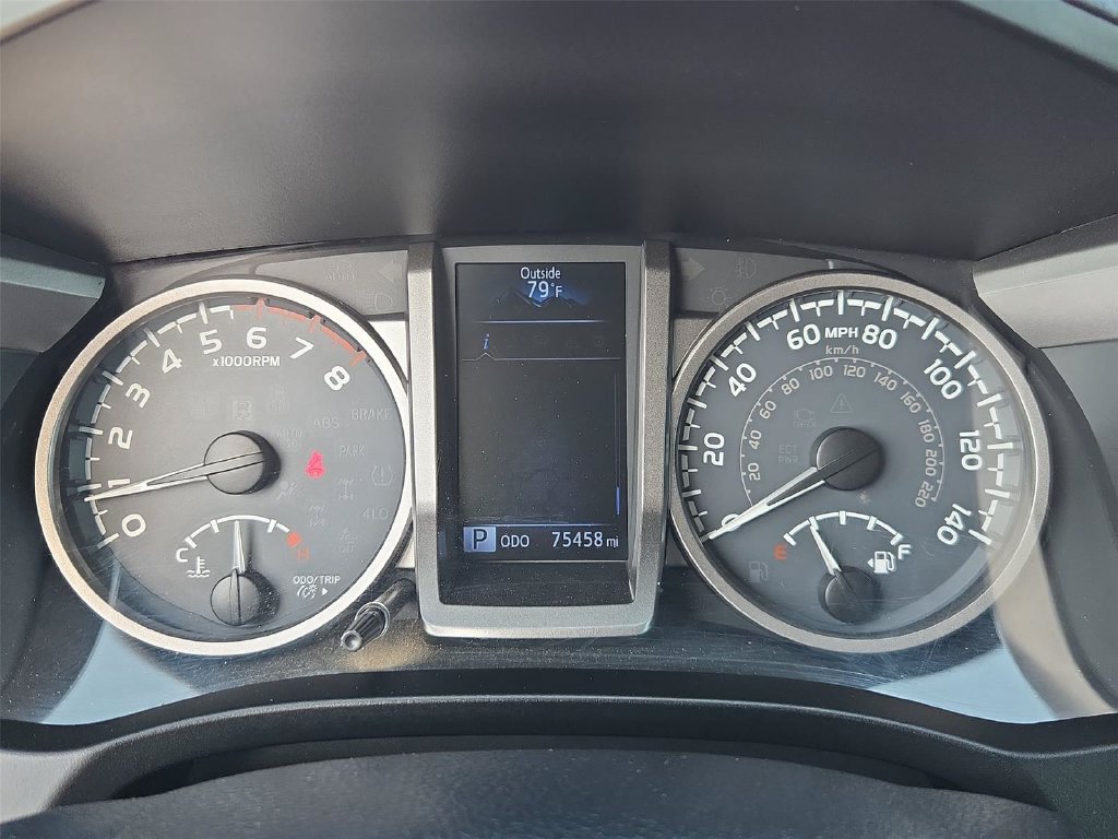Used 2019 Toyota Tacoma SR5 RWD image 3