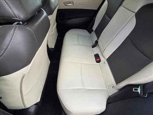 Certified 2024 Toyota Corolla Cross XLE image 18