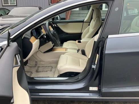Used 2019 Tesla Model S Standard Range AWD/4WD image 14