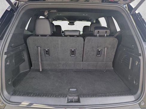 Used 2024 GMC Acadia Elevation image 6