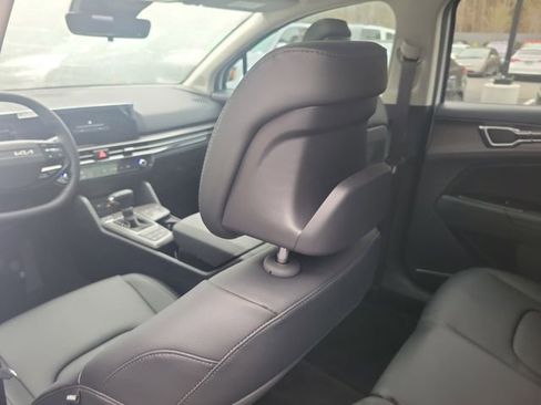 New 2026 Kia Sportage SX image 13