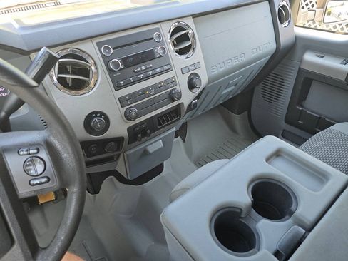 Used 2015 Ford F250 XLT w/ XLT Value Package AWD/4WD image 23