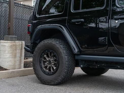 Used 2021 Jeep Wrangler Unlimited Rubicon w/ Dual Top Group image 36