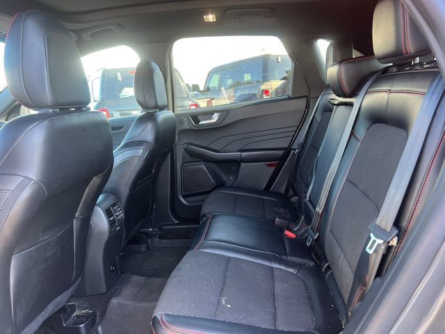 Used 2023 Ford Escape ST-Line Select w/ Tech Pack #2 AWD/4WD image 5
