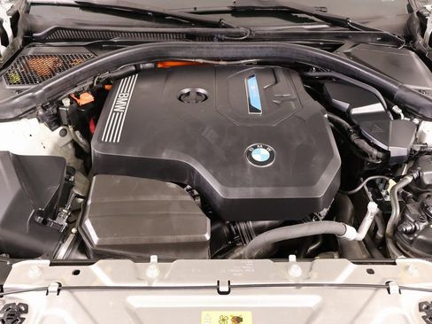 Used 2021 BMW 330e w/ Convenience Package image 21