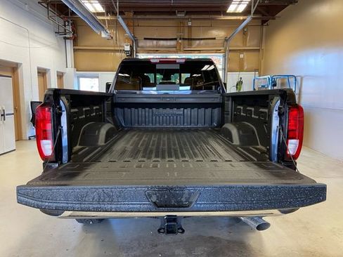 New 2026 GMC Sierra 2500 SLE image 17