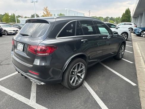 Used 2020 Mercedes-Benz GLC 300 4MATIC image 4