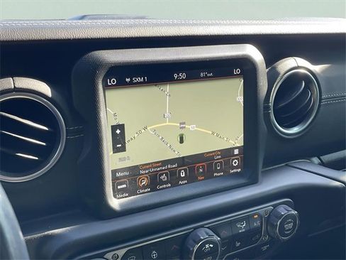 Used 2022 Jeep Wrangler Unlimited Sahara w/ Cold Weather Group image 16