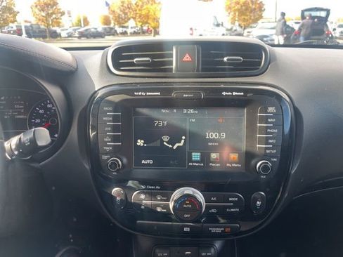 Used 2015 Kia Soul ! w/ Sun & Sound Package image 23
