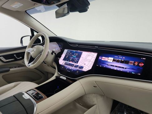 Certified 2024 Mercedes-Benz EQS 450+ SUV image 25
