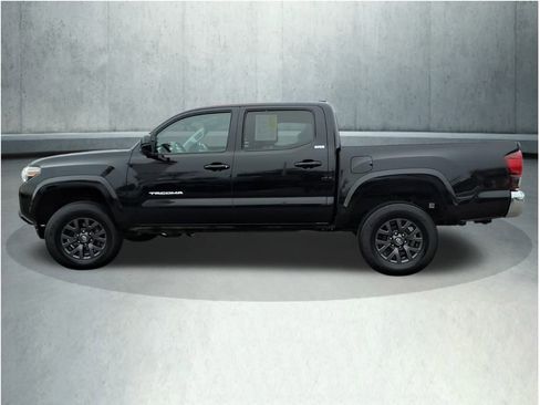 Certified 2023 Toyota Tacoma SR5 image 5