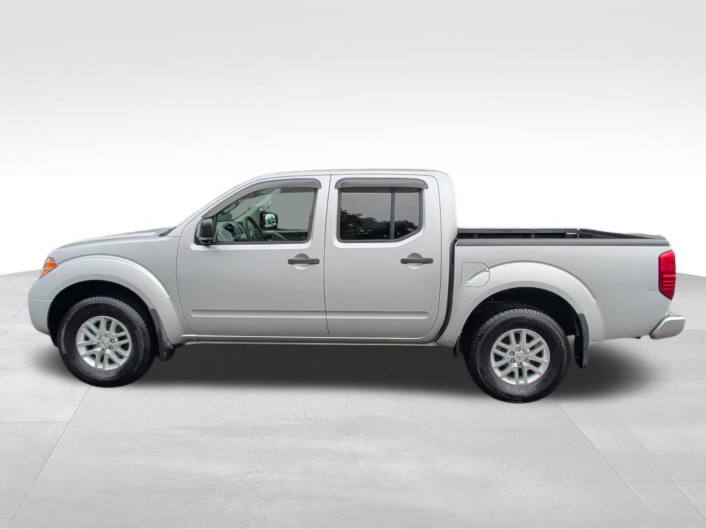 Used 2014 Nissan Frontier SV AWD/4WD image 2