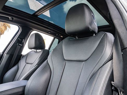 Used 2019 BMW X3 sDrive30i image 25