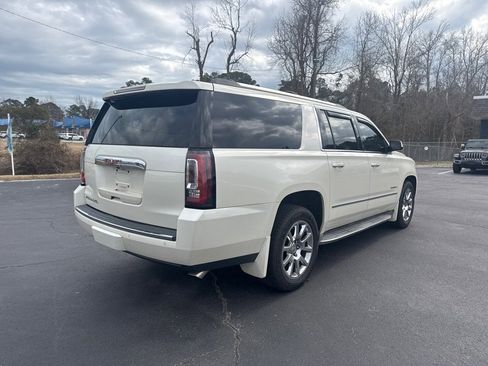 Used 2015 GMC Yukon XL Denali w/ Touring Package image 5