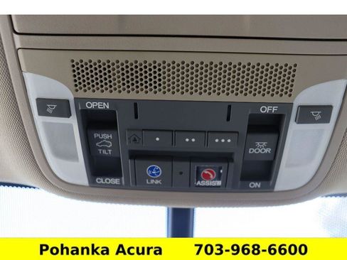 Used 2017 Acura RDX w/ Tech & AcuraWatch Plus Pkg FWD image 22
