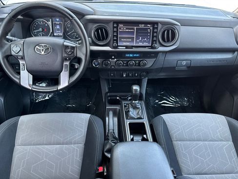 Used 2023 Toyota Tacoma TRD Sport w/ Black Out Package (TMS) AWD/4WD image 17