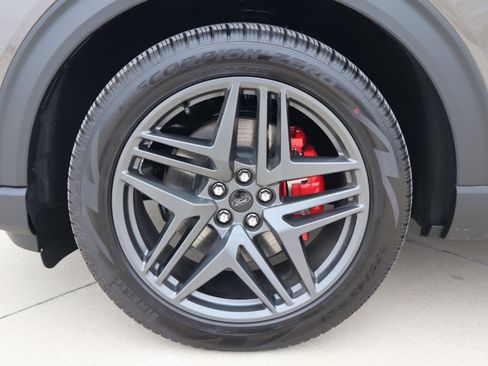 New 2026 Ford Explorer ST w/ Sun And Sound Package image 37