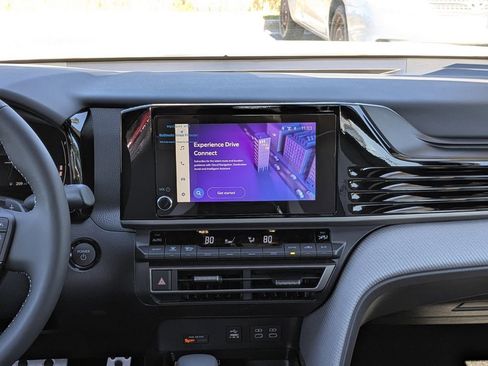 New 2026 Toyota Camry SE w/ Convenience Package FWD image 16