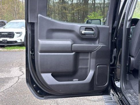 Used 2023 Chevrolet Silverado 1500 Custom Trail Boss w/ LPO, Dark Essentials Package AWD/4WD image 23