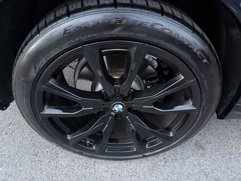 Used 2023 BMW X7 xDrive40i w/ M Sport Package image 12