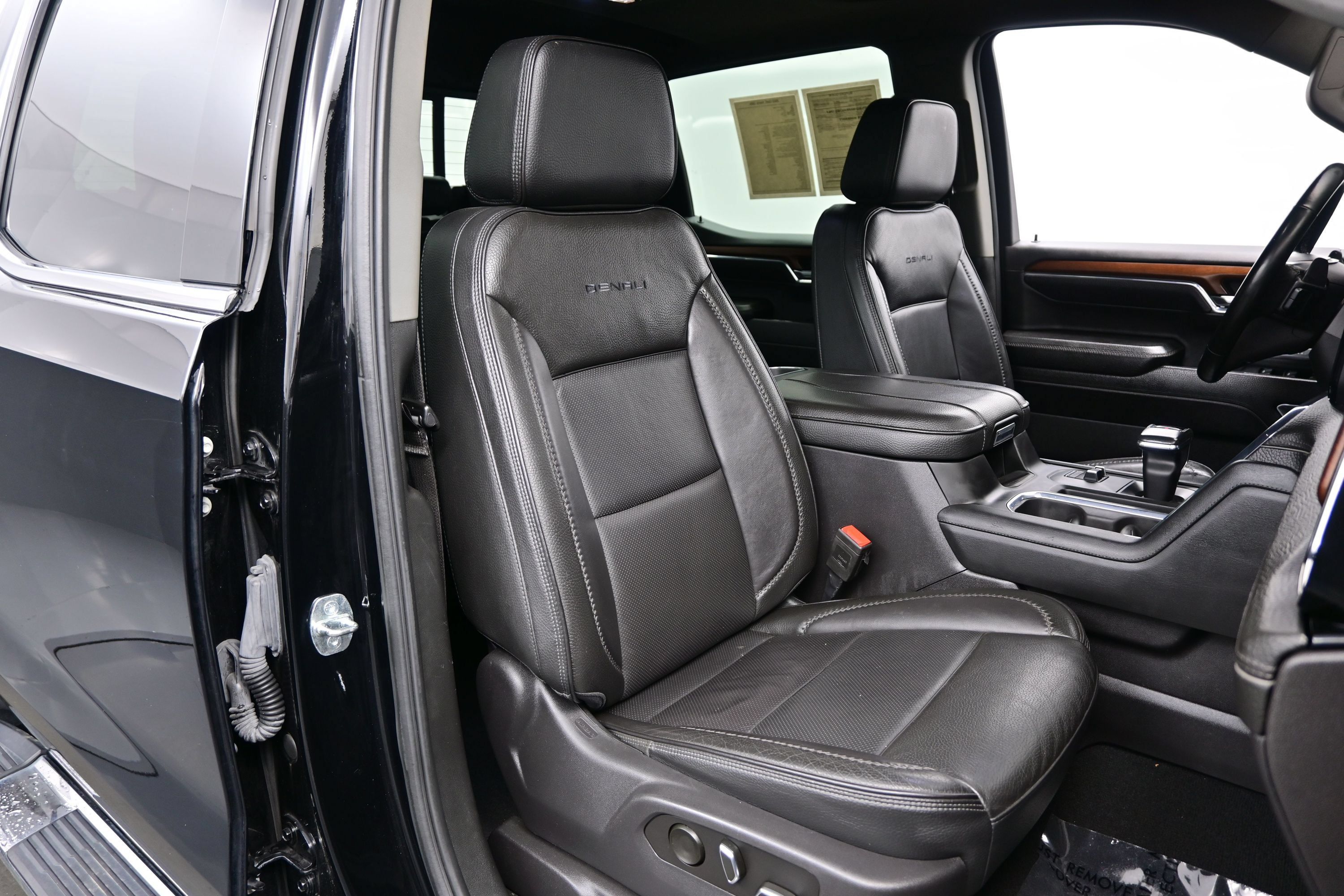 Used 2023 GMC Sierra 1500 Denali AWD/4WD image 15