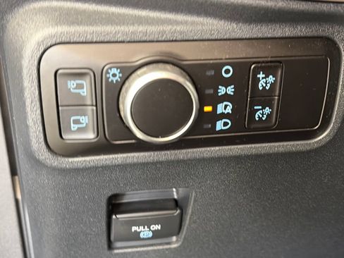 Used 2023 Ford Bronco Wildtrak AWD/4WD image 26
