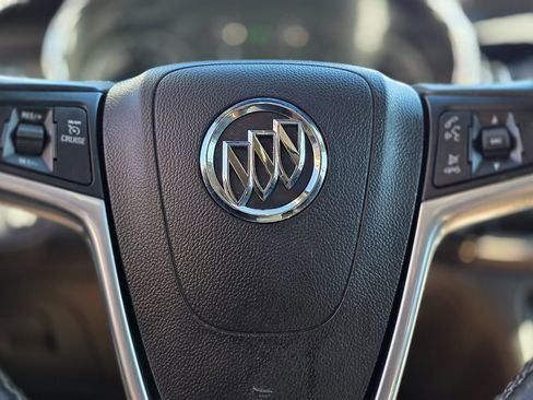 Used 2019 Buick Encore Essence image 32