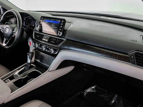 Used 2018 Honda Accord EX-L image 11