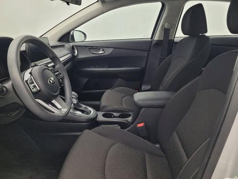 Used 2019 Kia Forte LXS image 17