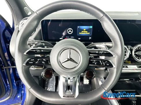 Used 2024 Mercedes-Benz GLA 35 AMG 4MATIC image 17