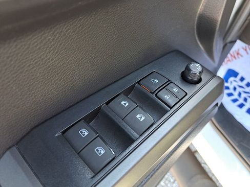 Used 2023 Toyota Tacoma TRD Sport image 14