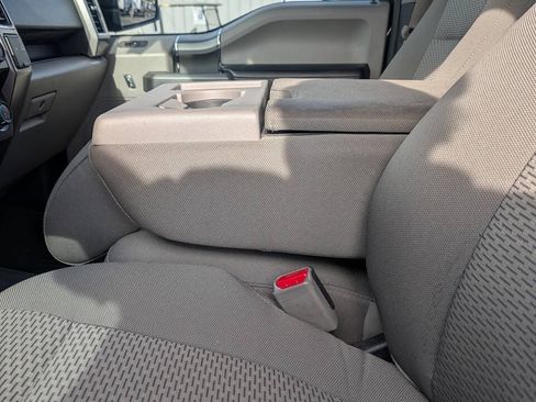 Used 2015 Ford F150 XLT w/ Equipment Group 302A Luxury AWD/4WD image 27