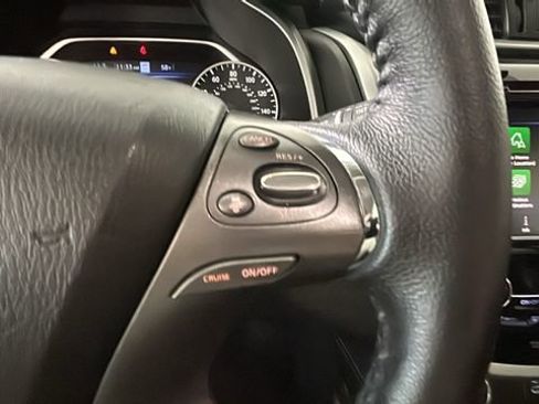 Used 2024 Nissan Murano SV AWD/4WD image 17