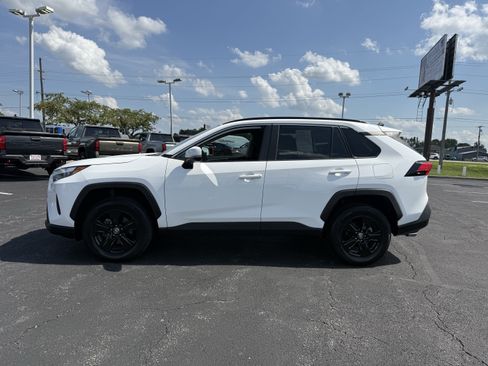 Certified 2024 Toyota RAV4 XLE AWD/4WD image 4