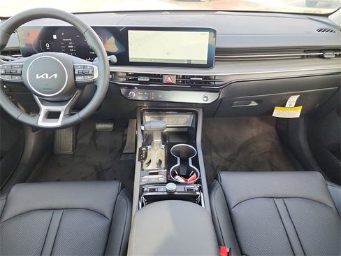 New 2026 Kia K5 EX image 17