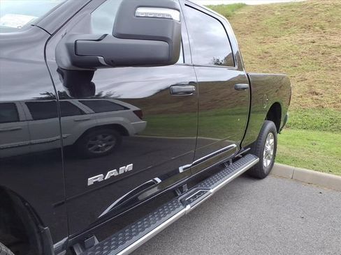 Used 2026 RAM 2500 Big Horn AWD/4WD image 5