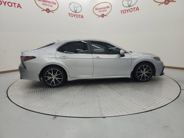 Certified 2024 Toyota Camry SE FWD image 3