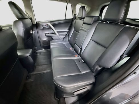 Used 2016 Toyota RAV4 Limited AWD/4WD image 25