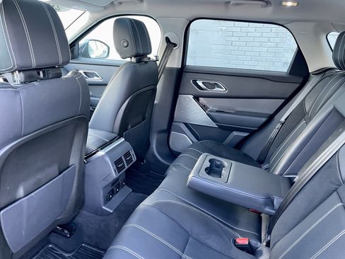 Used 2020 Land Rover Range Rover Velar S image 30