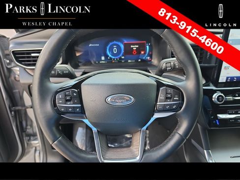 Used 2023 Ford Explorer Platinum w/ Technology Package AWD/4WD image 30