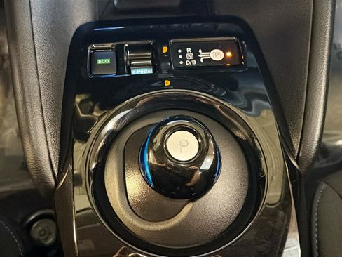 Used 2025 Nissan Leaf SV Plus FWD image 25