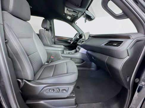 Used 2024 GMC Yukon SLE image 31