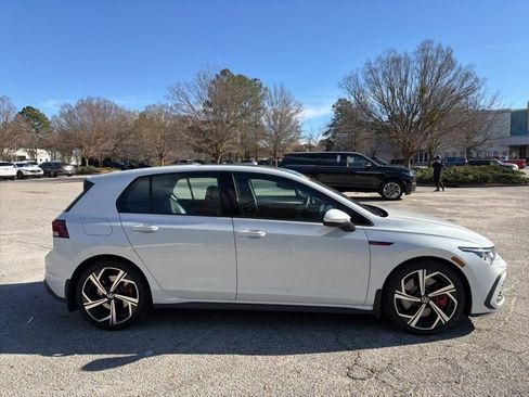 Used 2024 Volkswagen GTI SE image 5