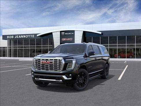 New 2026 GMC Yukon XL Denali w/ Denali Reserve Package AWD/4WD image 8