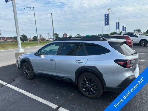 Used 2025 Subaru Outback Onyx Edition AWD/4WD image 5