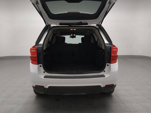 Used 2017 Chevrolet Equinox LT w/ Convenience Package image 29