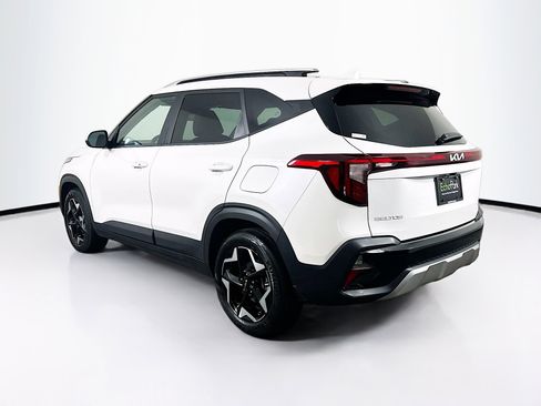 Used 2025 Kia Seltos S image 5