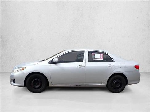 Used 2009 Toyota Corolla LE FWD image 2