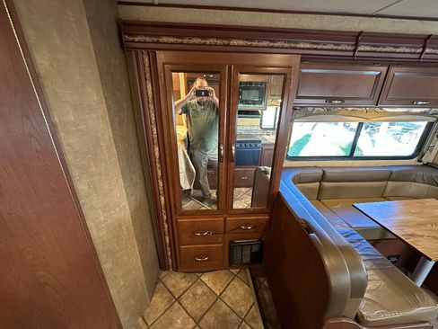 Used 2014 Ford E-350 and Econoline 350 Super Duty Wagon w/ Motorhome Prep Package image 15