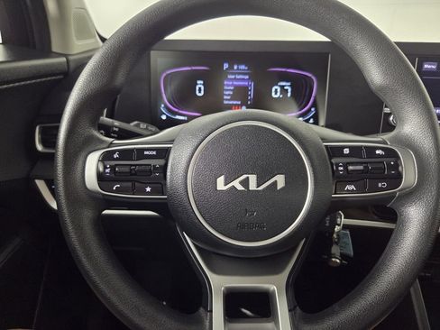 Used 2024 Kia Sportage LX FWD image 16